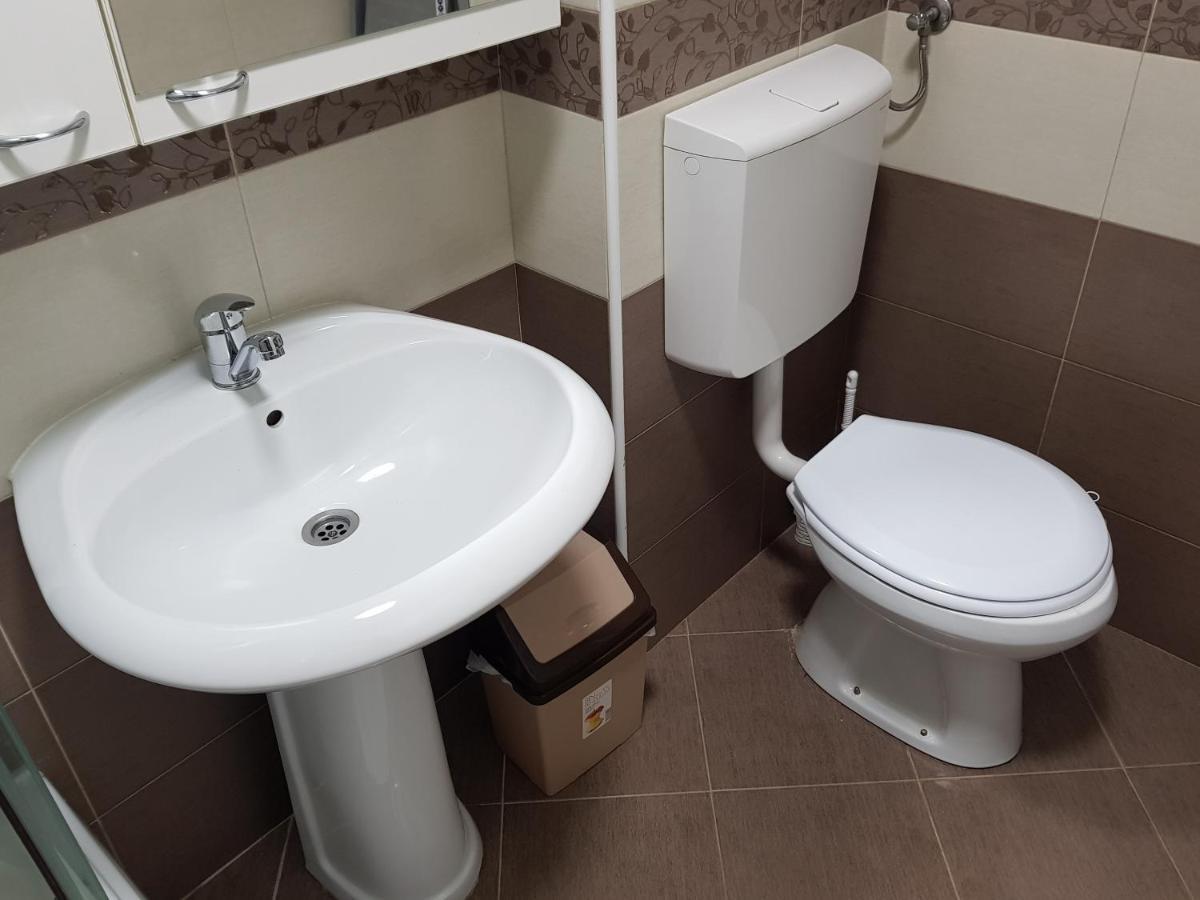 Apartman Kej Blue Free Parking Kraljevo Esterno foto
