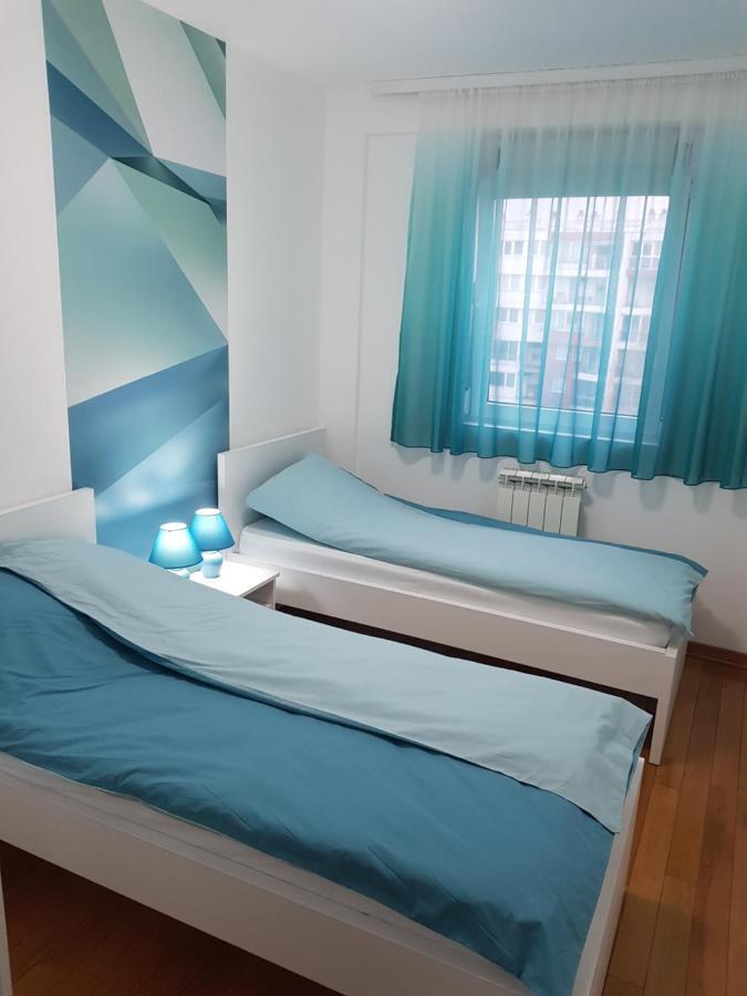 Apartman Kej Blue Free Parking Kraljevo Esterno foto