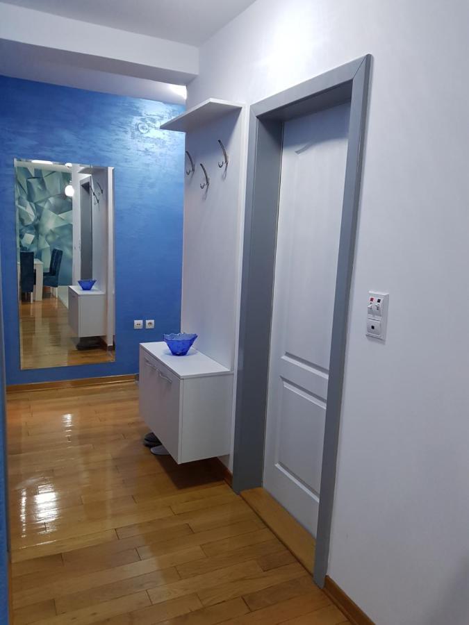 Apartman Kej Blue Free Parking Kraljevo Esterno foto
